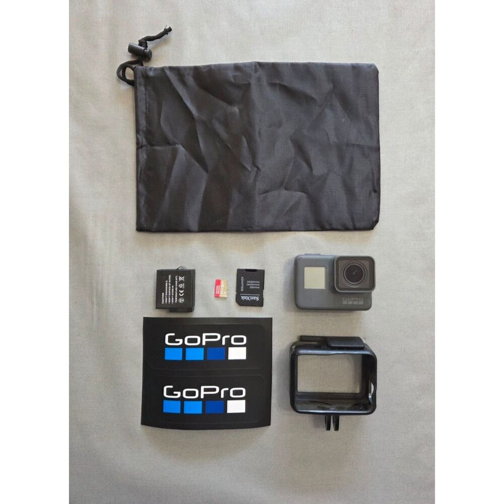 GoPro Hero 5 - Black Edition - with Huge Accessory Bundle - Excellent Condition - Picture 2 of 9